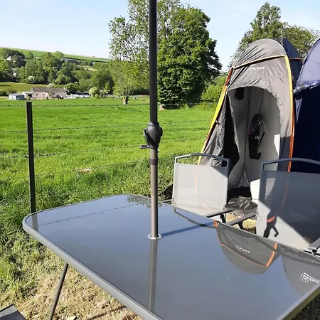 Luxury tent A La Tente Campagnarde Saint-Robert (Lot-et-Garonne)